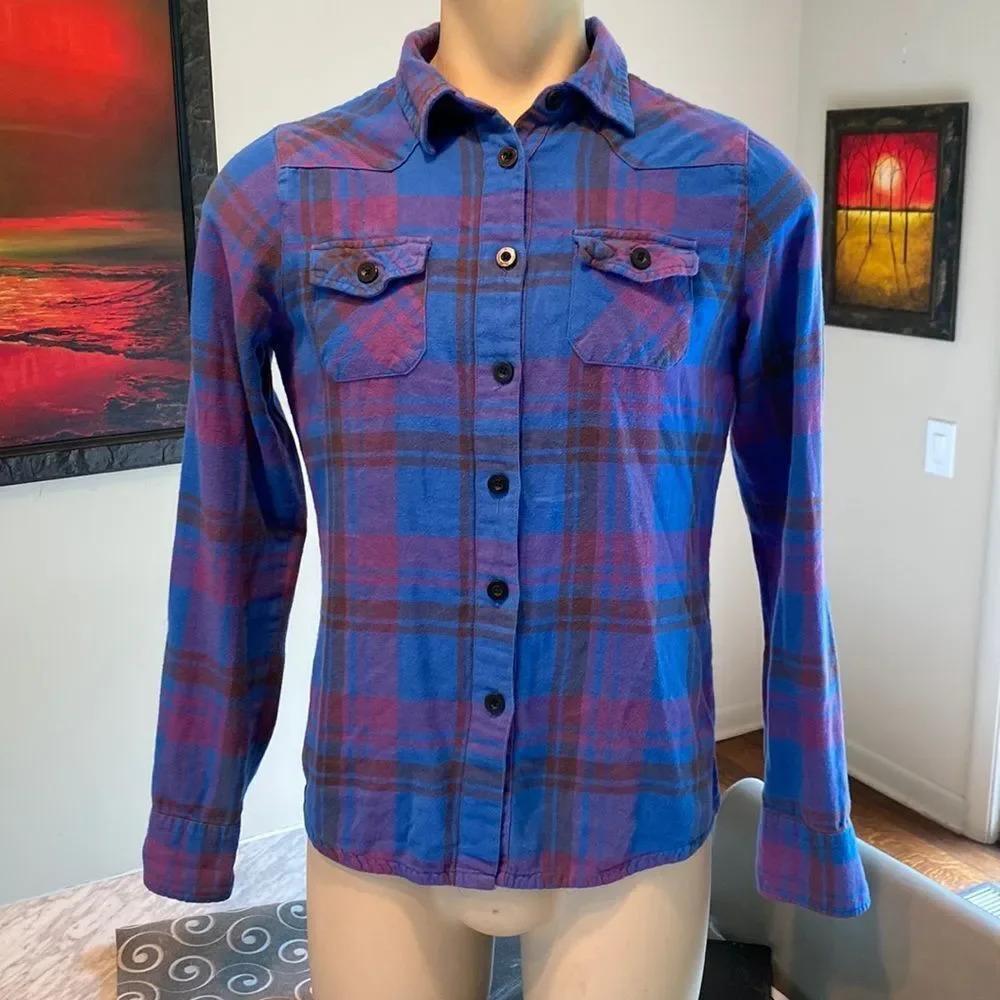 O’Neill women’s medium long sleeve no tag plaid shirt button up outdoors